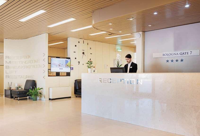 Jr Hotels Gate 7 Bologna Calderara di Reno Dalaman gambar